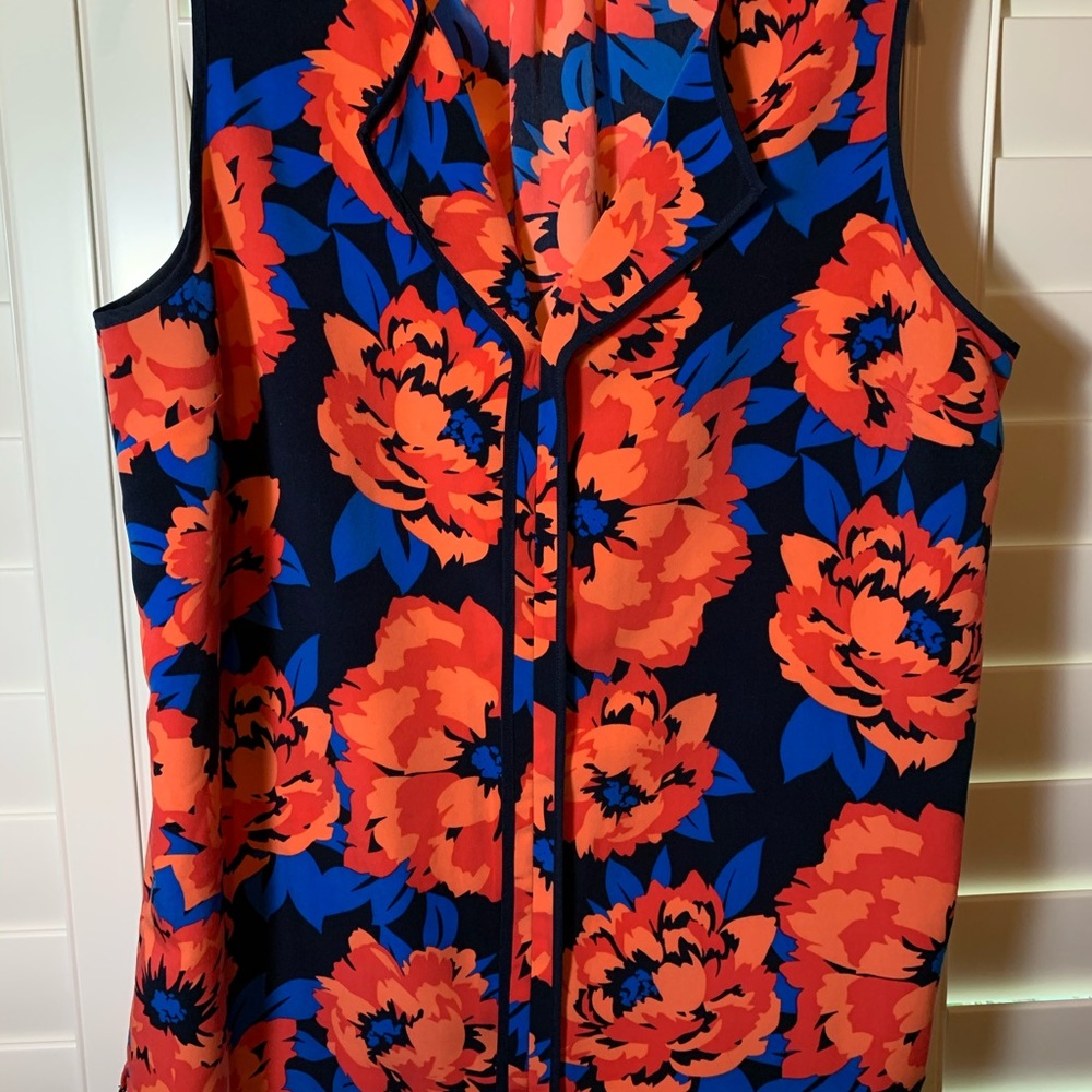 Navy Floral Sleeveless Blouse